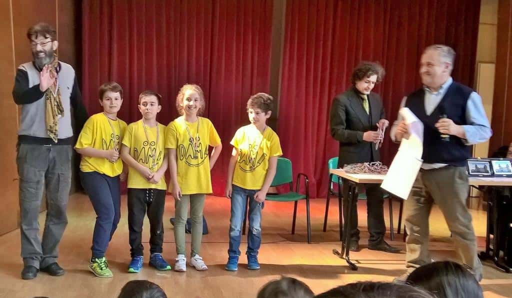 La squadra della Scuola De Amicis di Pavullo