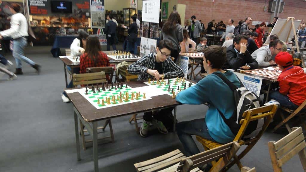 PLAY 2015