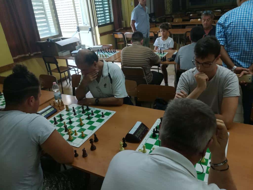 2° torneo di autofinanziamento al club 64.