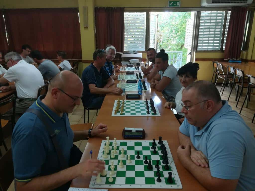 2° torneo di autofinanziamento al club 64.
