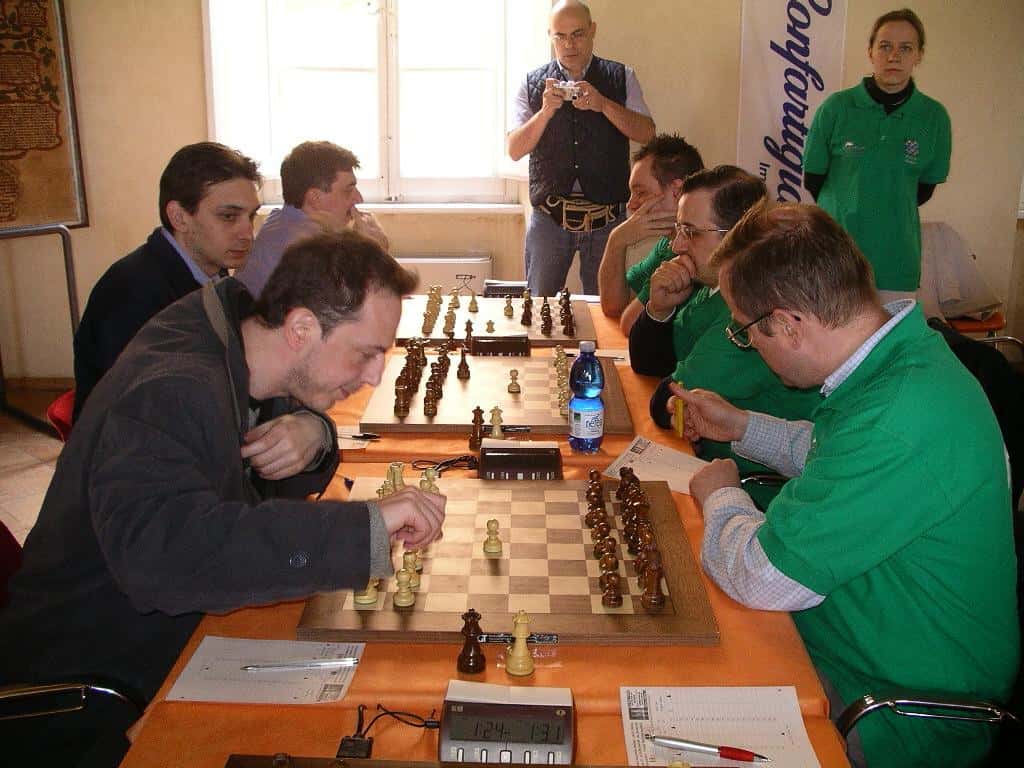 CIS serie Master 2009