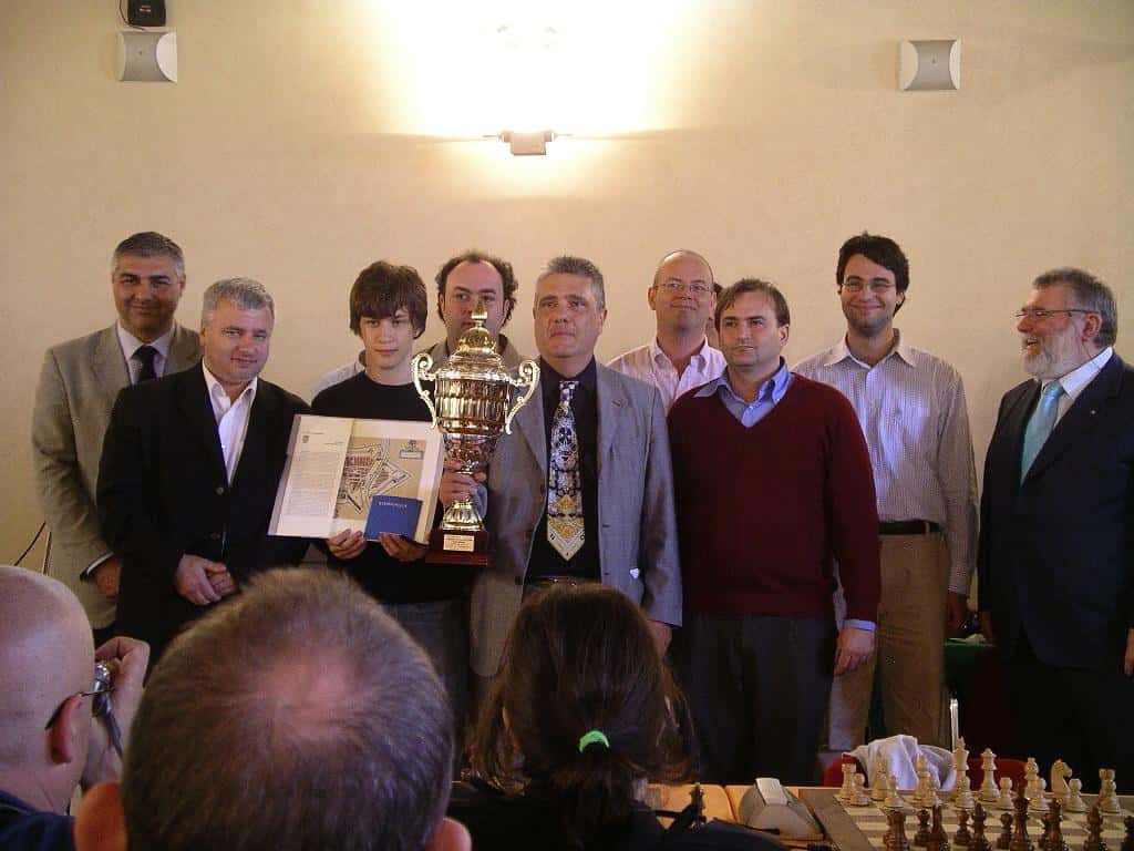 CIS serie Master 2009