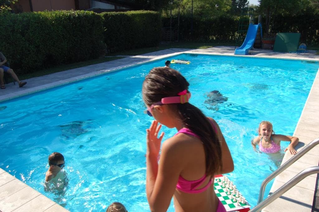 Chess Diving