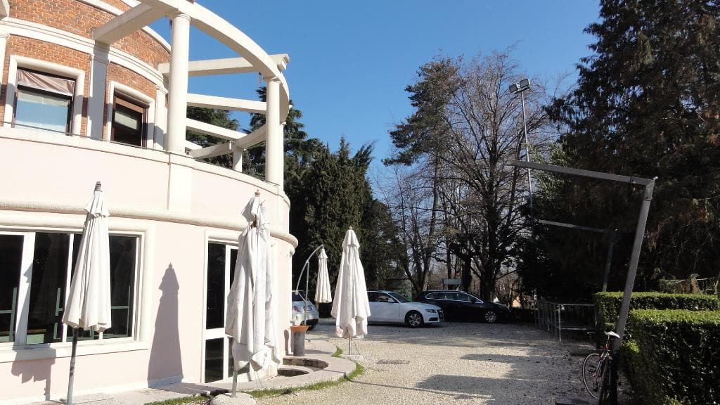 Villa Brusarosco, la sede di gioco