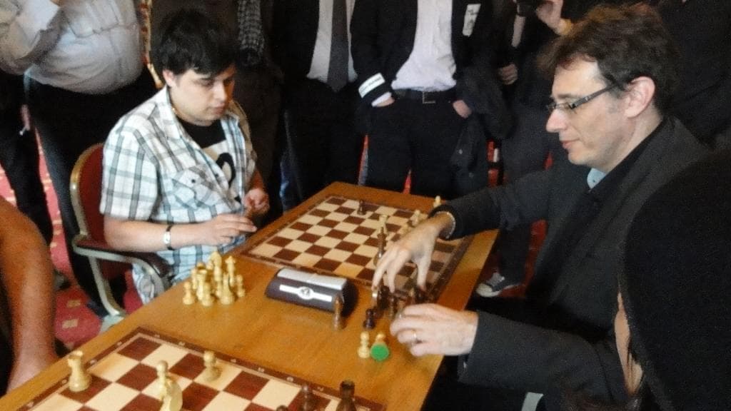 CIS serie Master 2013