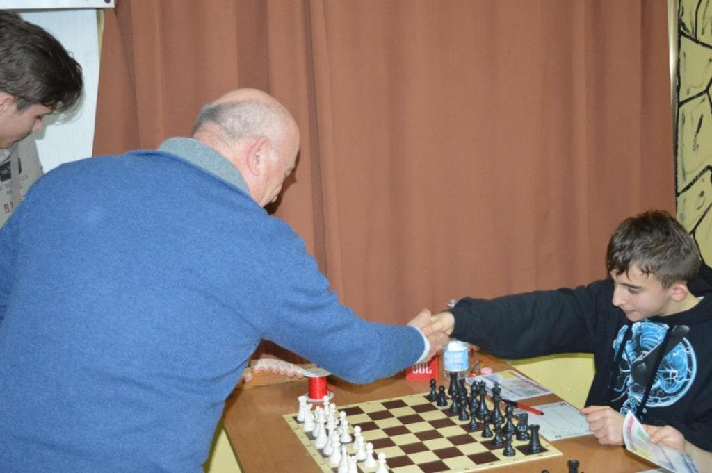 Simultanea con il GM Luca Moroni al #club64