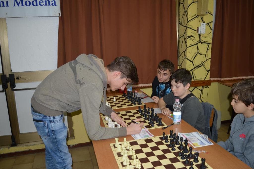 Simultanea con il GM Luca Moroni al #club64