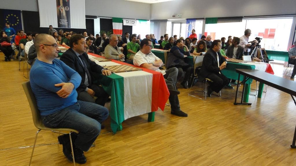 CIS serie Master 2015